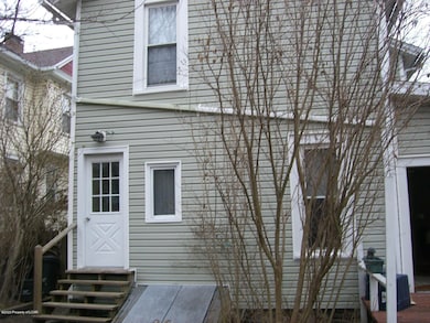 111 Delaware Ave, West Pittston, PA 18643 - photo 4