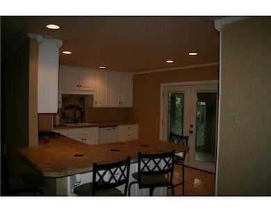 620 Clark Ave, Ocean Springs, MS 39564 - photo 2