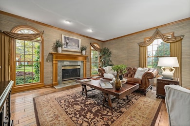 219 Springbrook Dr, Columbus, OH 43230 - photo 6