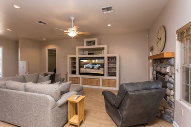 004_Living Room 2