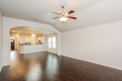 924 Deer Valley Dr, Weatherford, TX 76087 - photo 3