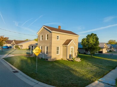 205 Wilson St, Archbold, OH 43502 - photo 2