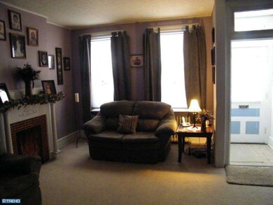 4533 E Thompson St, Philadelphia, PA 19137 - photo 2