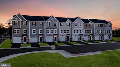 HomeSite 469 Sherman Ave, Ranson, WV 25438 - photo 4