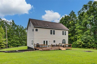 1423 Cortez Rd, Asheboro, NC 27205 - photo 3