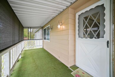503 SE Sheridan Rd #12 Hi Res-4