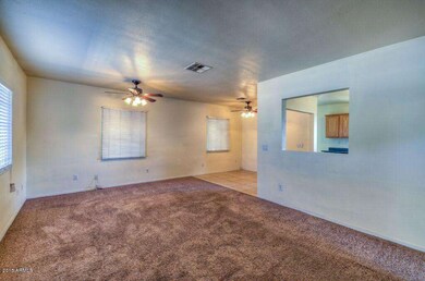 family room 2