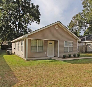 33 Liberty Rd, Crawfordville, FL 32327 - photo 2