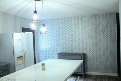 115 W High Acres Dr, Purlear, NC 28665 - photo 3