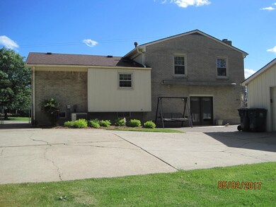 8625 Michael Ray Dr, Louisville, KY 40219 - photo 6