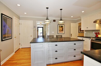 75 Long Meadow Rd, Riverside, CT 06878 - photo 5