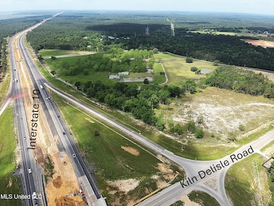 680 acres Interstate 10 and KIiln Delisl