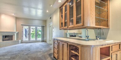 4 Living Room