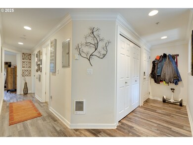 7931 SW 40th Ave unit H, Portland, OR 97219 - photo 3