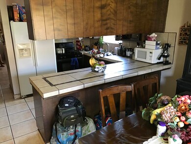 E1CE0B94-66F4-4EBF-A49A-E1B72C712157