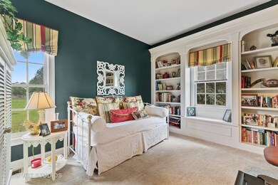 493 Bond Dr, Batavia, IL 60510 - photo 2