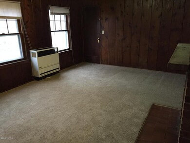 4417 Hyde Park-LR