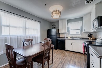 152 Getchell Ave, Woonsocket, RI 02895 - photo 2