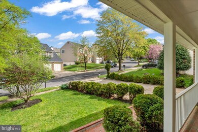 5705 Silk Tree Dr, Riverdale, MD 20737 - photo 2