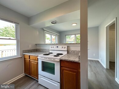 9677 Hagel Cir unit 36/A, Lorton, VA 22079 - photo 7