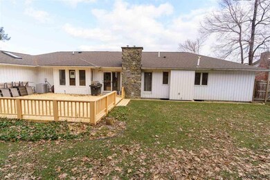 11 McDonald Ln, Rensselaer, NY 12144 - photo 5