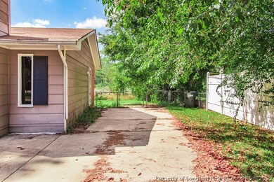 253 Brewster Dr, Fayetteville, NC 28303 - photo 5