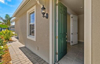 10727 Manatee Key Ln, Estero, FL 33928 - photo 2