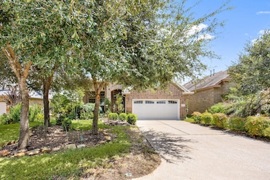 22 S Marshside Place, Spring, TX 77389 - photo 2