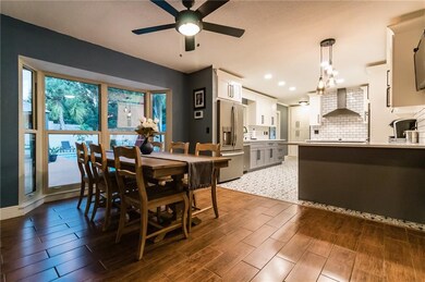 7007 Larimer Ct, Tampa, FL 33615 - photo 4