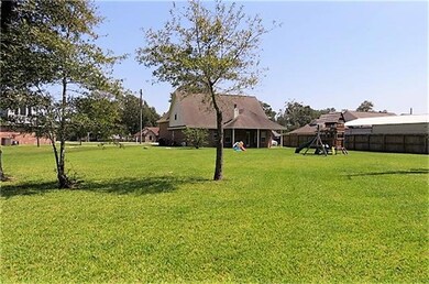 13339 Timber Ridge, Mont Belvieu, TX 77535 - photo 6