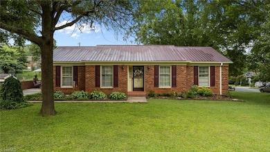 516 Ivey Rd, Graham, NC 27253 - photo 2