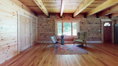 Clover-lick-House-Living-Room
