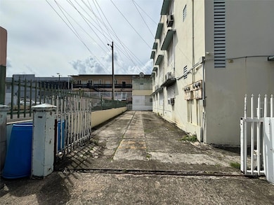 APT B 2 Domingo Cabrera 112 unit 1, San Juan, PR 00925 - photo 3