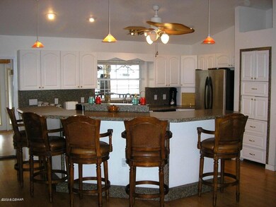 Kitchen 5