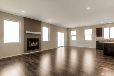 107 Hickory Ave SW unit 33, Orting, WA 98360 - photo 3