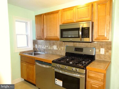 4232 Grant St NE, Washington, DC 20019 - photo 5