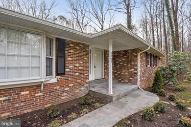 5109 Gunpowder Rd, Fairfax, VA 22030 - photo 2
