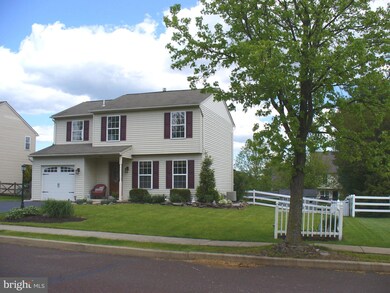 708 Campus Dr, Perkasie, PA 18944 - photo 5