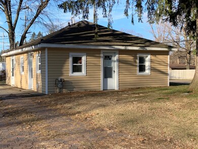 1645 Huron St, Niles, MI 49120 - photo 2