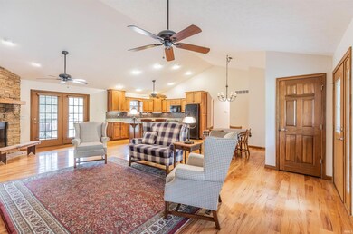 5015 Alysia St, Mount Vernon, IN 47620 - photo 4