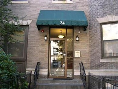24 Peterborough St unit A, Boston, MA 02215 - photo 3
