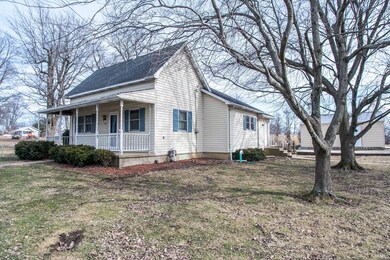 108 Chambers St, Edwardsport, IN 47528 - photo 2