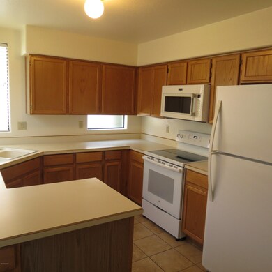 301 E Highcourte Ln, Tucson, AZ 85737 - photo 2