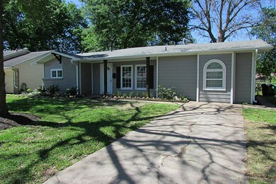 10830 Stover St, Houston, TX 77075 - photo 2