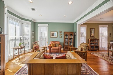 611 E 10th St, Houston, TX 77008 - photo 5