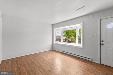 109 W Orndorff Dr, Brunswick, MD 21716 - photo 5