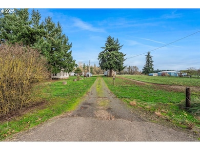 34117 Santiam Hwy, Lebanon, OR 97355 - photo 3