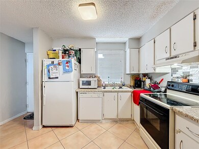 6065 NW 186th St unit 312, Hialeah, FL 33015 - photo 5