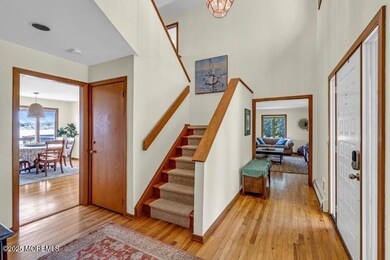 105 Riverview Ave, Neptune, NJ 07753 - photo 5