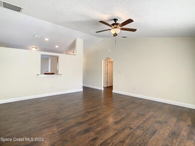 1035 Hibiscus Street-22